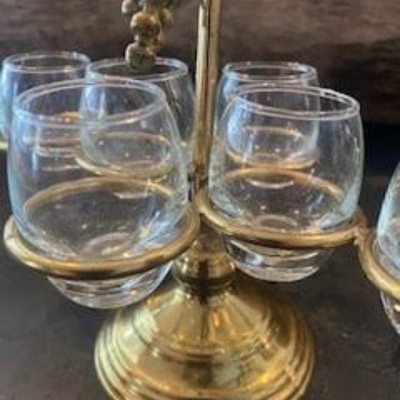 Vintage (6) Glass Liquor Set with Brass Stand brought back from Greece - Picture 3 of 7